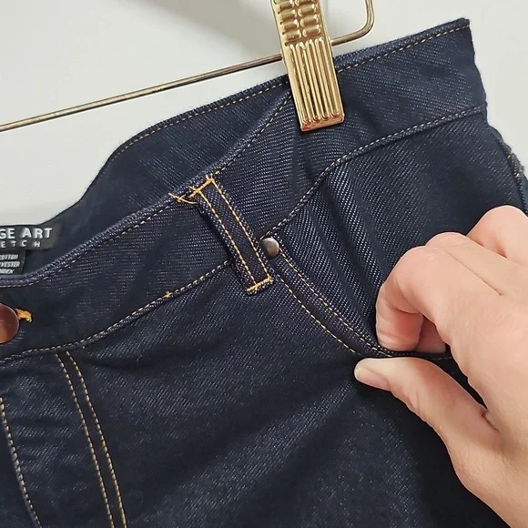 Dark Denim Capri Pants - Picture 8 of 9